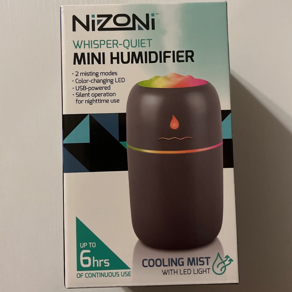 New in box Nizoni quiet mini humidifier USB
